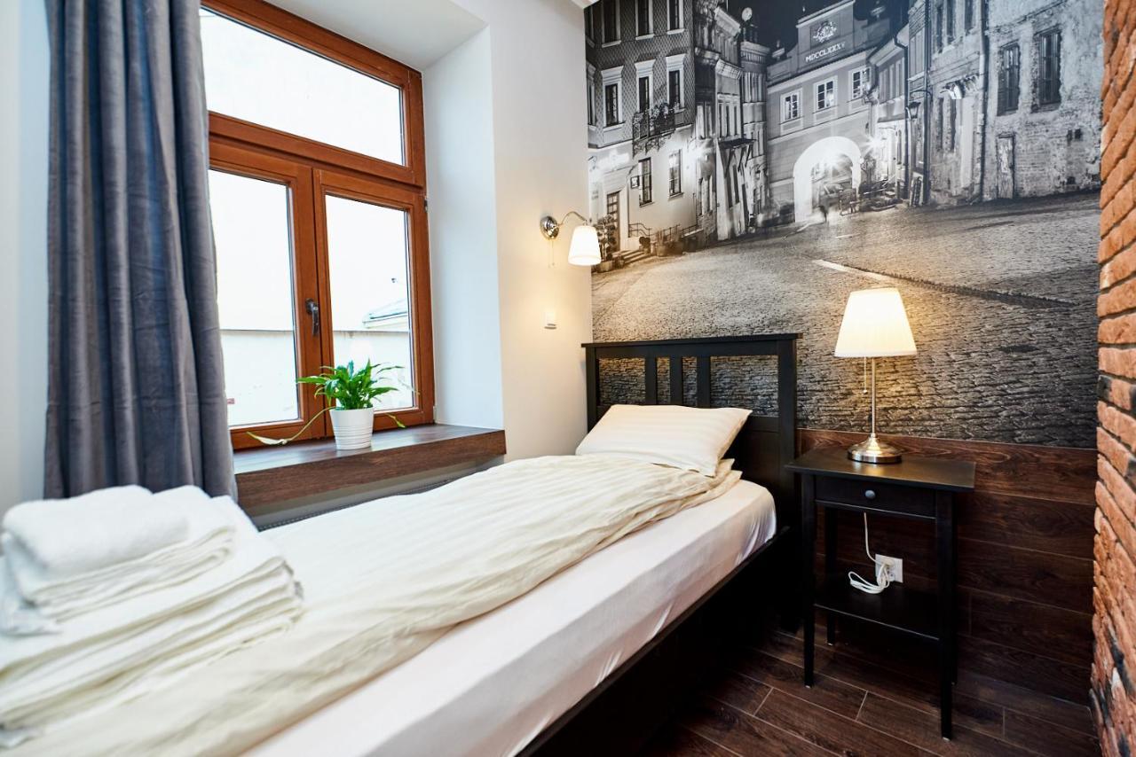 Carmelito Apartment Lublin Bagian luar foto
